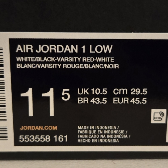 Air Jordan 1 Low - Picture 3 of 7